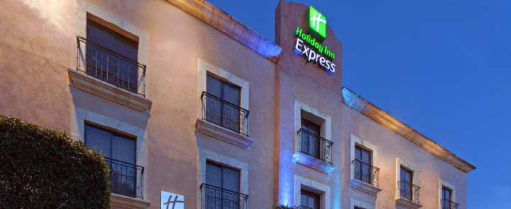 Hotel-Erika-y-Carlos-1